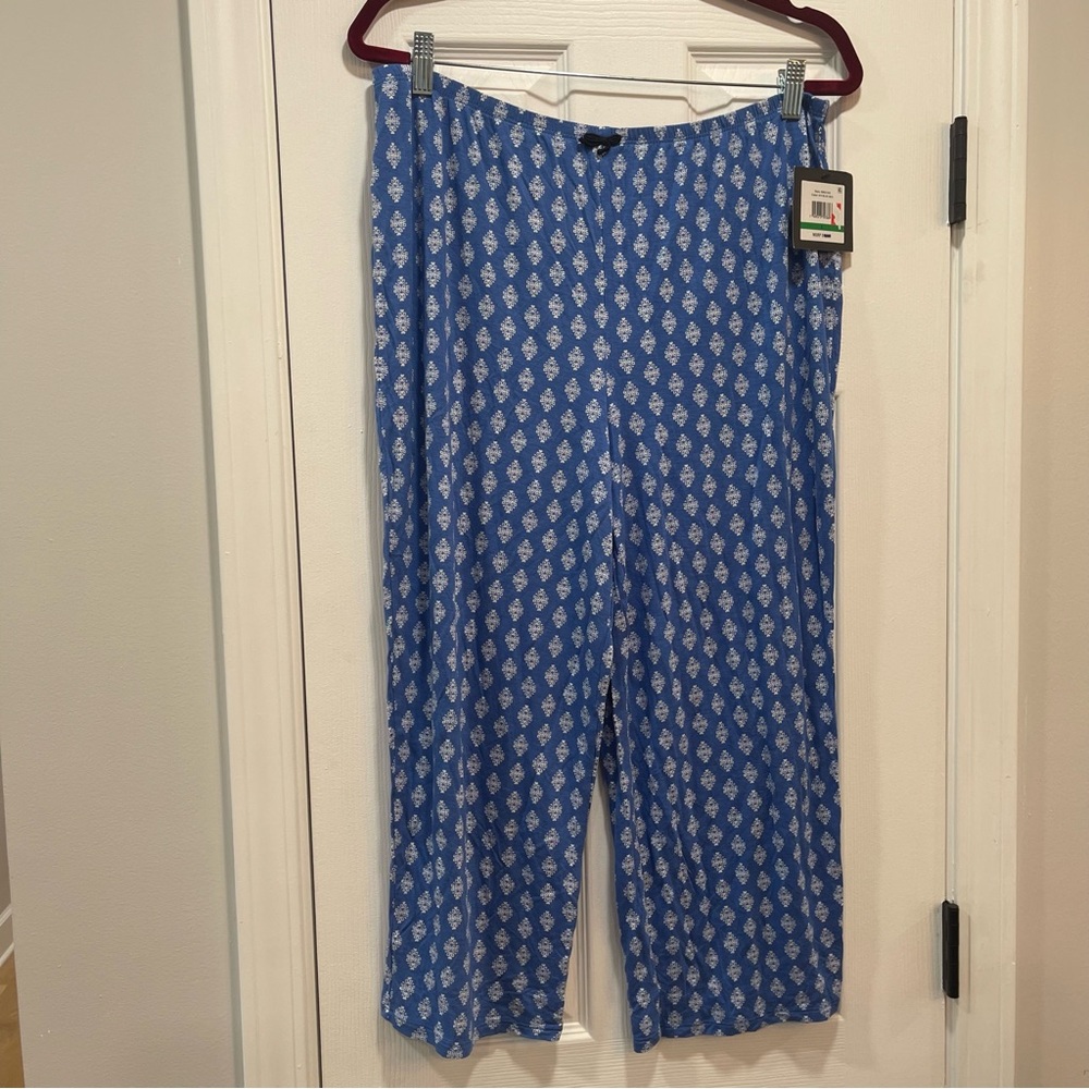 Ellen Tracy Blue and White Pajama Pants